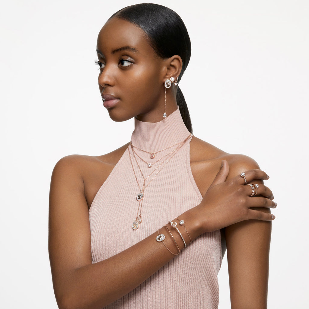 Una Angelic stud earrings