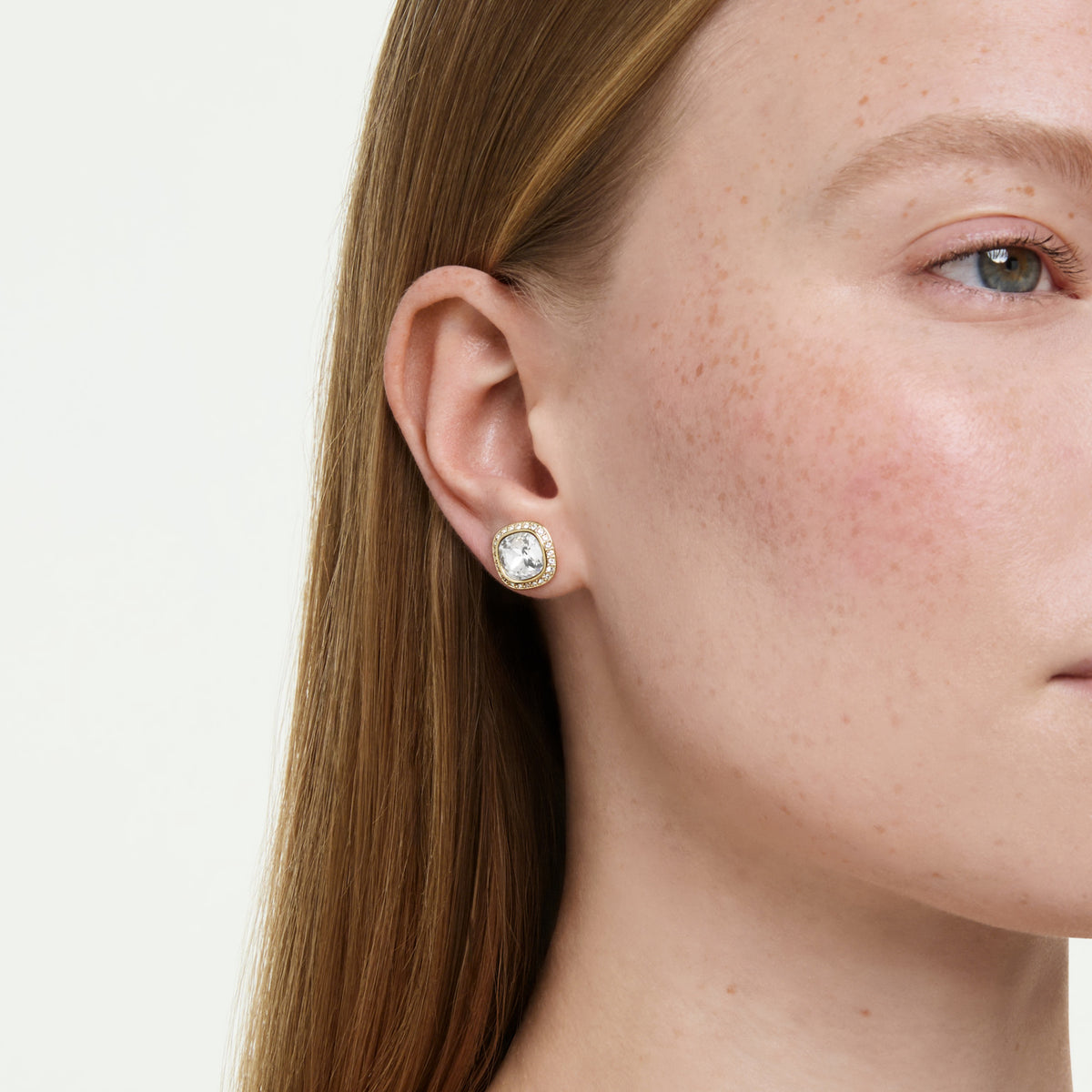 Una Angelic stud earrings
